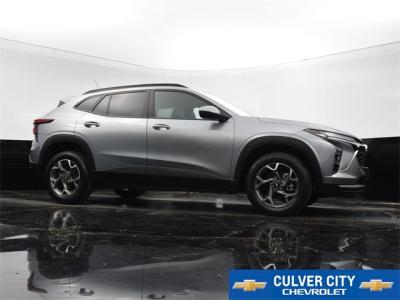 Used 2024 Chevrolet Trax LT in Culver City, CA 23 img