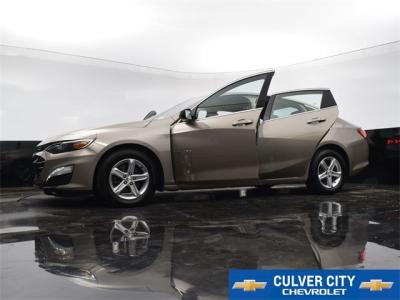 Used 2022 Chevrolet Malibu LT in Culver City, CA 36 img