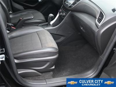 Used 2022 Chevrolet Trax LT in Culver City, CA 15 img