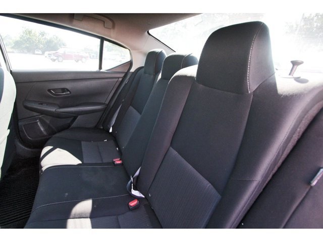 Used 2025 Nissan Sentra SV in Houston, TX 6 Used 2025 Nissan Sentra SV in Houston, TX 6