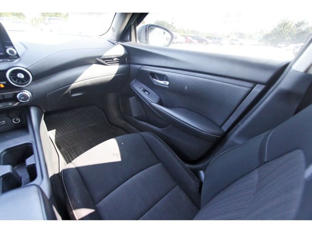 Used 2025 Nissan Sentra SV in Houston, TX 9 Used 2025 Nissan Sentra SV in Houston, TX 9
