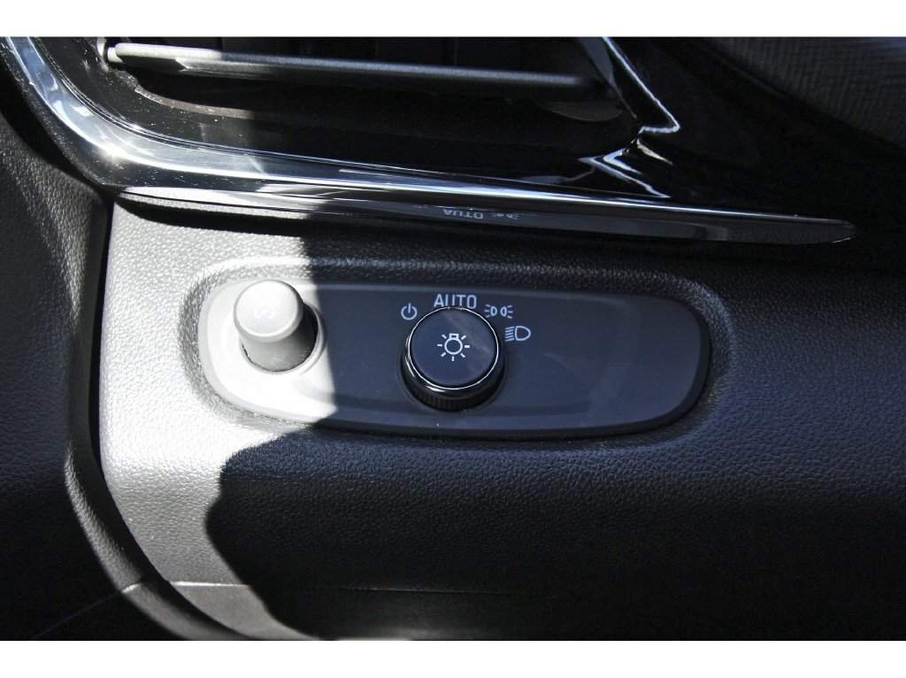 Used 2025 Buick Envista Sport Touring in Houston, TX 18 Used 2025 Buick Envista Sport Touring in Houston, TX 18