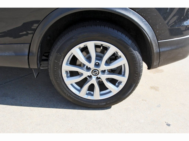 Used 2022 Nissan Rogue Sport S in Houston, TX 6
