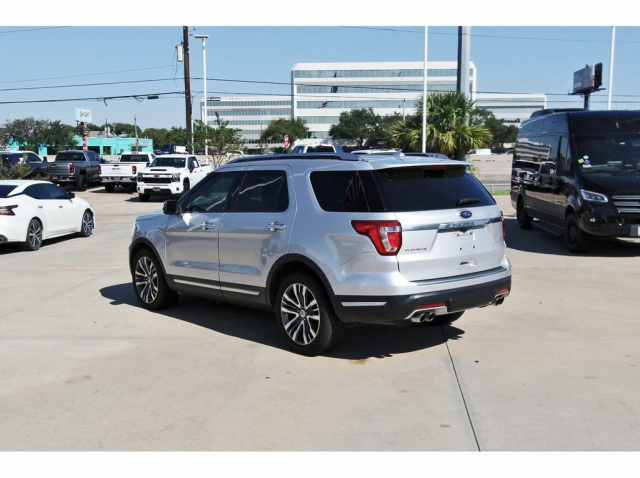 Used 2018 Ford Explorer Platinum in Houston, TX 3