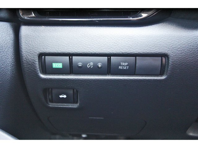 Used 2025 Nissan Sentra SV in Houston, TX 18