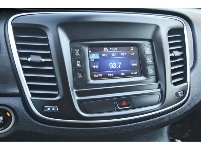 Used 2015 Chrysler 200 Limited in Houston, TX 22