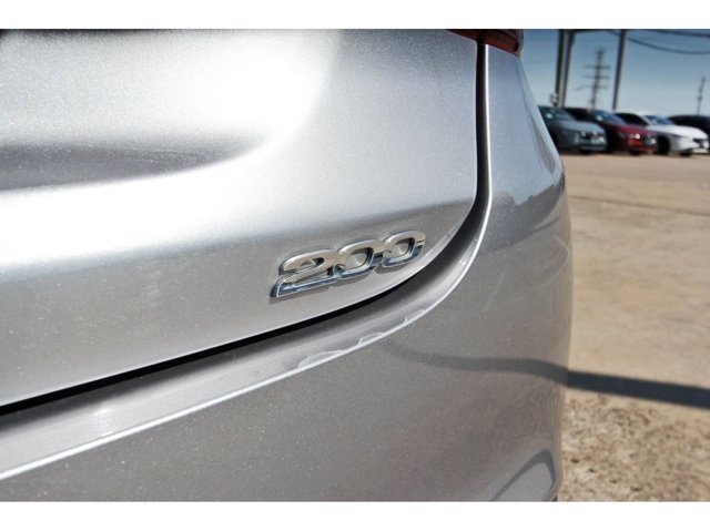 Used 2015 Chrysler 200 Limited in Houston, TX 29