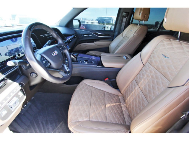 Used 2024 Cadillac Escalade Sport in Houston, TX 5