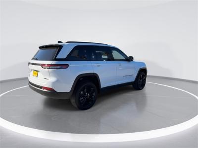 New 2025 Jeep Grand Cherokee Limited  in Anaheim, CA 7