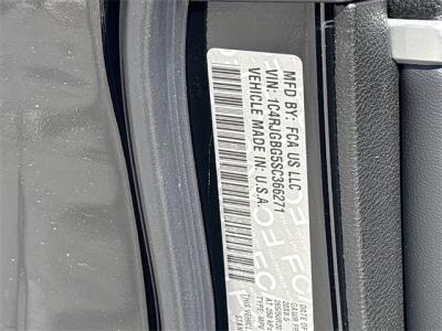 New 2025 Jeep Grand Cherokee Limited  in Anaheim, CA 21