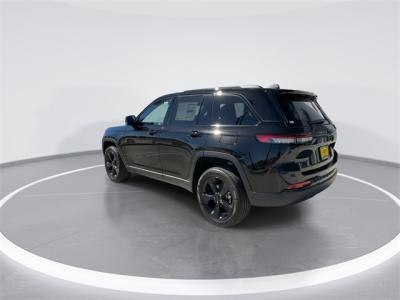 New 2025 Jeep Grand Cherokee Limited  in Anaheim, CA 5