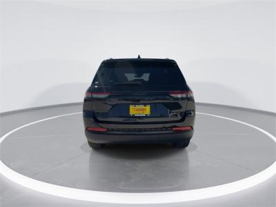 New 2025 Jeep Grand Cherokee Limited  in Anaheim, CA 6