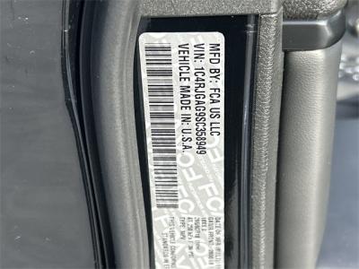 New 2025 Jeep Grand Cherokee Laredo  in Anaheim, CA 21