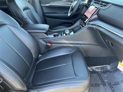 New 2025 Jeep Grand Cherokee Limited  in Anaheim, CA 11