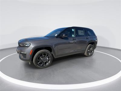 New 2025 Jeep Grand Cherokee Limited  in Anaheim, CA 3