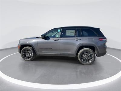New 2025 Jeep Grand Cherokee Limited  in Anaheim, CA 4