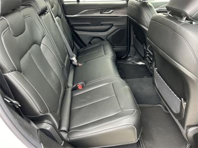 New 2024 Jeep Grand Cherokee Limited  in Anaheim, CA 13