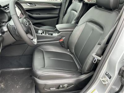 New 2024 Jeep Grand Cherokee Limited  in Anaheim, CA 15