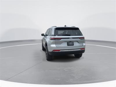 New 2024 Jeep Grand Cherokee Limited  in Anaheim, CA 6