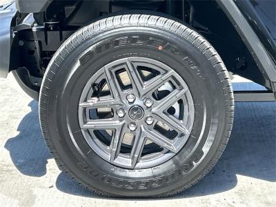 New 2025 Jeep Gladiator Sport S  in Anaheim, CA 9
