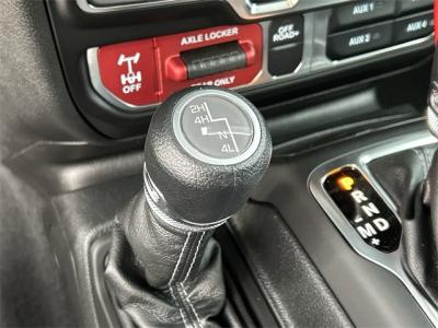 New 2025 Jeep Gladiator Mojave  in Anaheim, CA 21