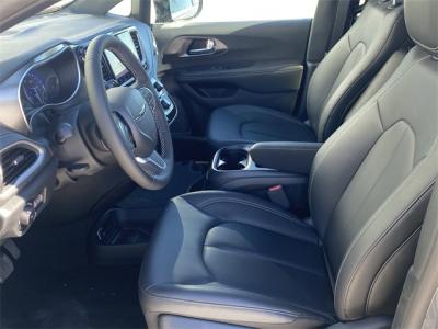 New 2025 Chrysler Pacifica Select  in Anaheim, CA 15