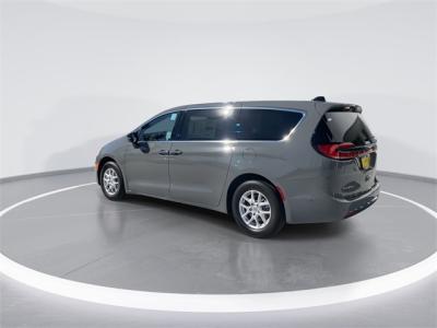 New 2025 Chrysler Pacifica Select  in Anaheim, CA 5