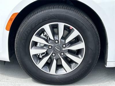 New 2024 Chrysler Pacifica Hybrid Select  in Anaheim, CA 9