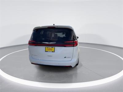 New 2024 Chrysler Pacifica Hybrid Select  in Anaheim, CA 6