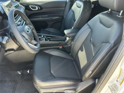 New 2026 Jeep Compass Latitude  in Anaheim, CA 15