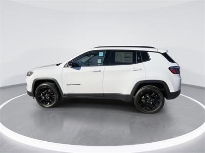 New 2026 Jeep Compass Latitude  in Anaheim, CA 4