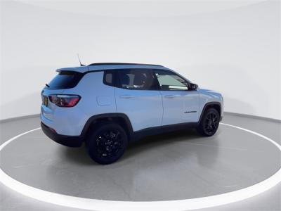 New 2026 Jeep Compass Latitude  in Anaheim, CA 7