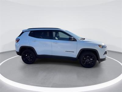 New 2026 Jeep Compass Latitude  in Anaheim, CA 8
