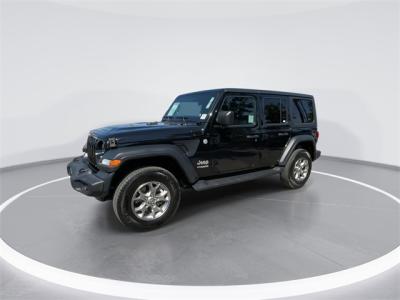 Used 2020 Jeep Wrangler Unlimited Freedom Edition  in Anaheim, CA 3