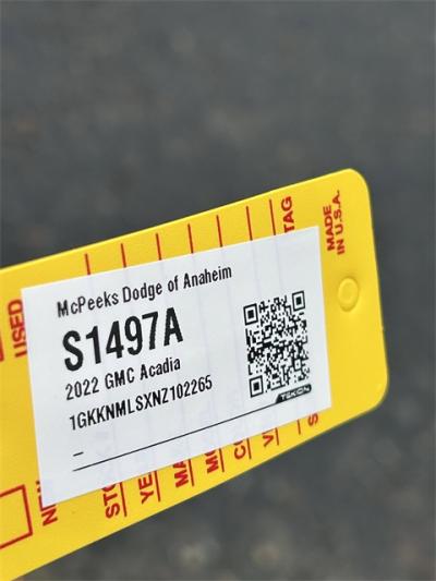 Used 2022 GMC Acadia SLT  in Anaheim, CA 8