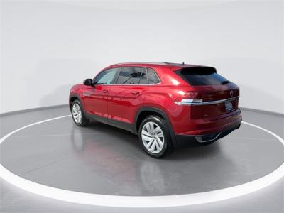 Used 2020 Volkswagen Atlas Cross Sport 2.0T SE w/Technology  in Anaheim, CA 5