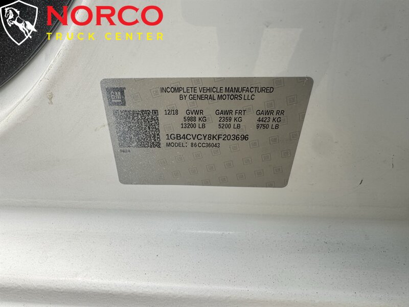Used 2019 Chevrolet Silverado 3500HD CC Work Truck 9' Stake Bed w/ Liftgate in Norco, CA 23 Used 2019 Chevrolet Silverado 3500HD CC Work Truck 9' Stake Bed w/ Liftgate in Norco, CA 23