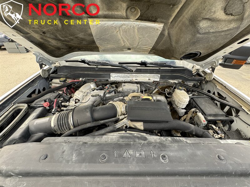 Used 2019 Chevrolet Silverado 3500HD CC Work Truck 9' Stake Bed w/ Liftgate in Norco, CA 24 Used 2019 Chevrolet Silverado 3500HD CC Work Truck 9' Stake Bed w/ Liftgate in Norco, CA 24