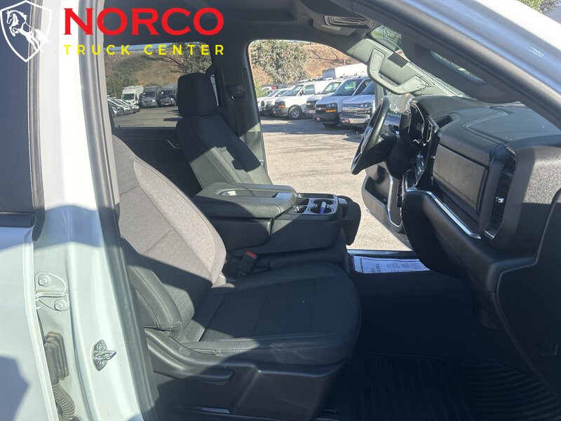 Used 2025 Chevrolet Silverado 2500HD LT Crew Cab Short Bed in Norco, CA 15 Used 2025 Chevrolet Silverado 2500HD LT Crew Cab Short Bed in Norco, CA 15