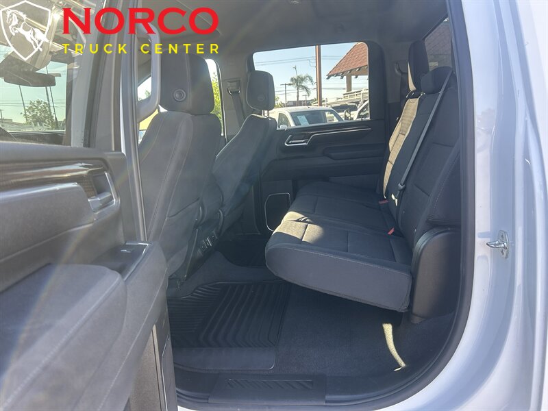 Used 2025 Chevrolet Silverado 2500HD LT Crew Cab Short Bed in Norco, CA 12 Used 2025 Chevrolet Silverado 2500HD LT Crew Cab Short Bed in Norco, CA 12
