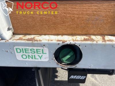 Used 2016 Ford F550 XL C/C 12' ST, LIFTGATE in Norco, CA 8