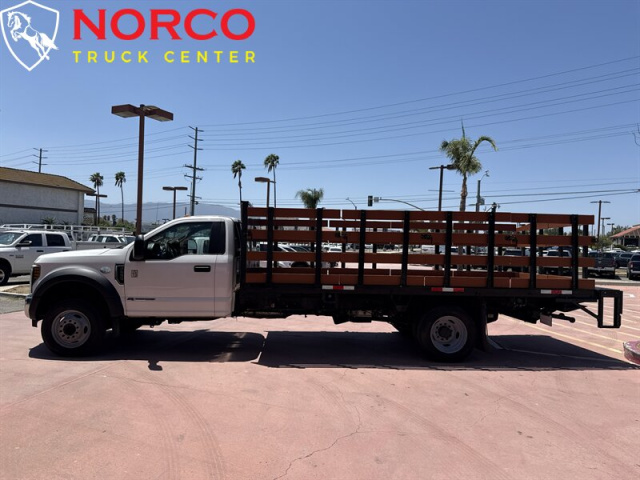 Used 2019 Ford F-550 Super Duty Stake Bed w/ Liftgate in Norco, CA 4