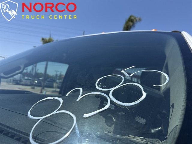 Used 2019 Ford F-550 Super Duty Stake Bed w/ Liftgate in Norco, CA 21