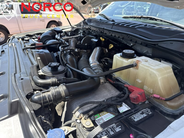 Used 2019 Ford F-550 Super Duty Stake Bed w/ Liftgate in Norco, CA 20