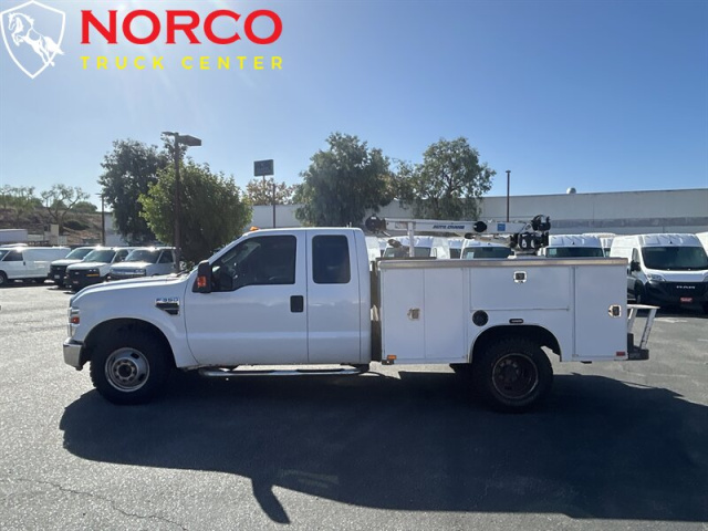 Used 2008 Ford F-350 Super Duty utility bed in Norco, CA 4
