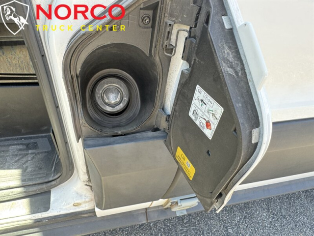 Used 2020 Ford Transit 250 T250 Refrigerator/ Reefer in Norco, CA 16