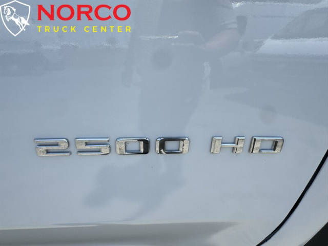 Used 2022 Chevrolet Silverado 2500HD LT Crew Cab 9'x7' Flat Bed Diesel 4x4 in Norco, CA 11
