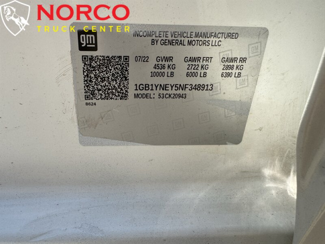 Used 2022 Chevrolet Silverado 2500HD LT Crew Cab 9'x7' Flat Bed Diesel 4x4 in Norco, CA 24