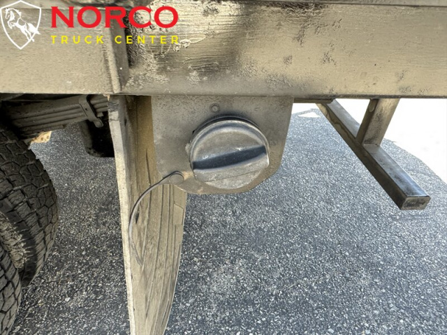 Used 2017 Chevrolet Silverado 3500HD CC Work Truck,12' Stake Bed w/ Liftgate in Norco, CA 8