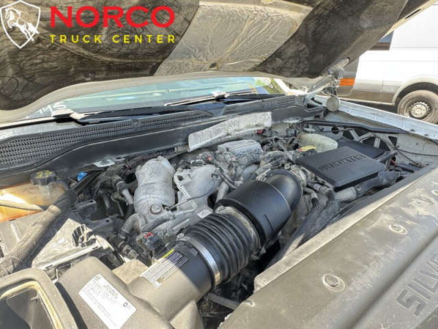 Used 2017 Chevrolet Silverado 3500HD CC Work Truck,12' Stake Bed w/ Liftgate in Norco, CA 19
